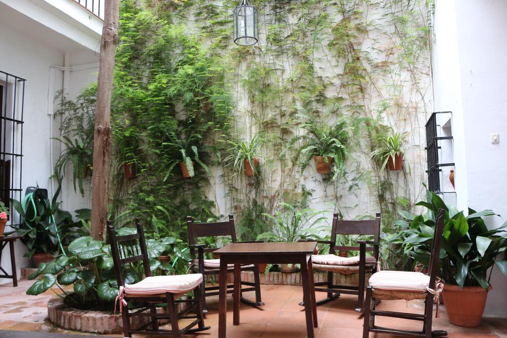 Hostal Gran Capitan Chipiona Exterior photo